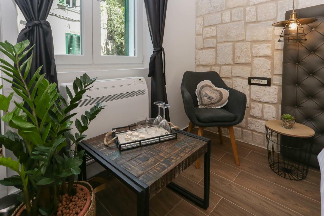Luxury Rooms Dino Спліт Екстер'єр фото