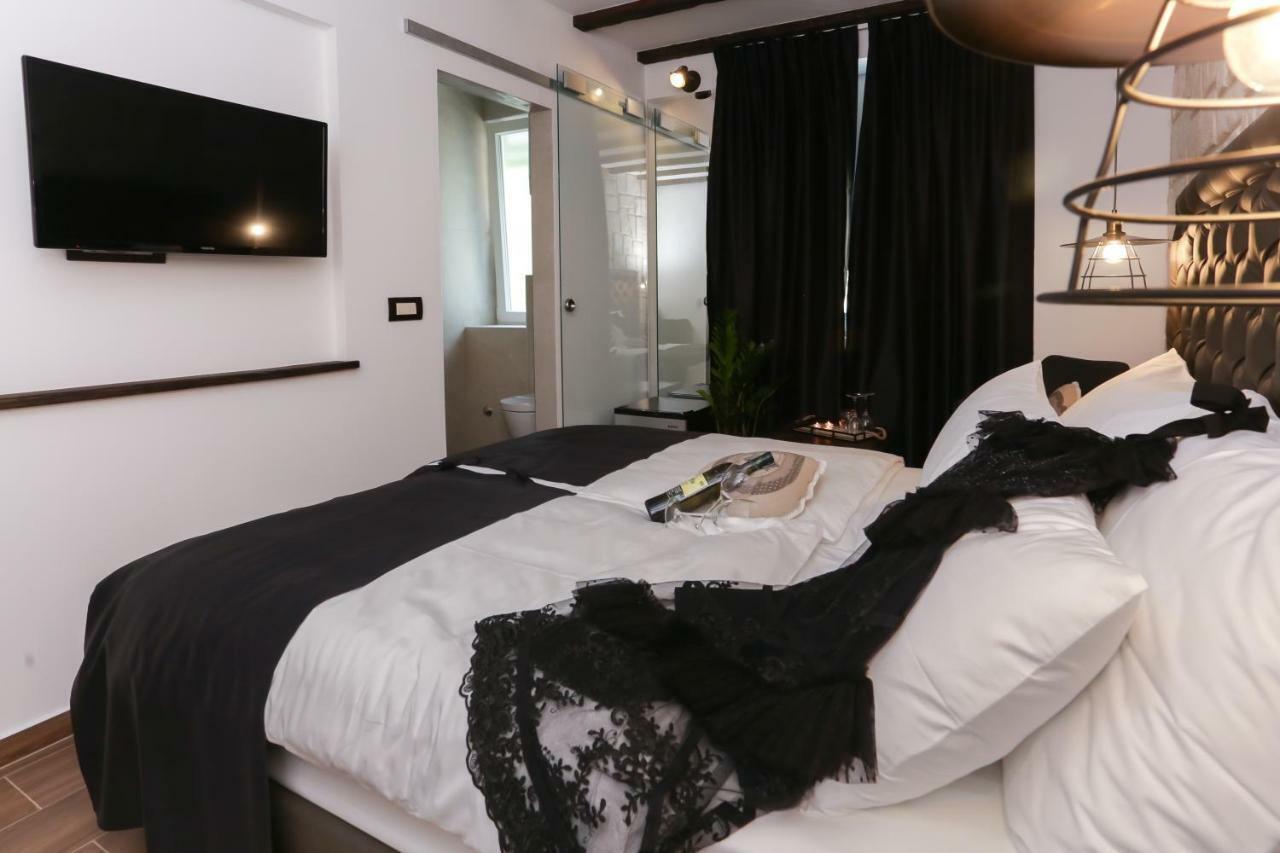 Luxury Rooms Dino Спліт Екстер'єр фото